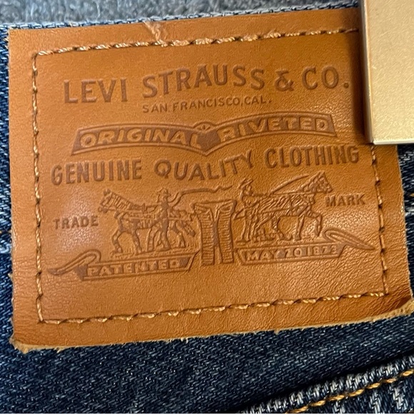 NEW! Levi’s Ribcage Straight Ankle Dark Wash Size 28 W 26 L Premium Denim Jeans - Picture 11 of 16